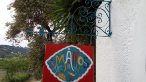 Manos Apartments